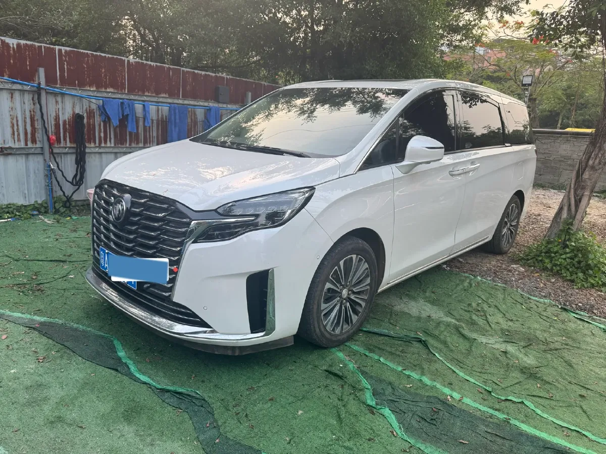 2023 Buick GL8 2.0T 237HP L4 9AT,autocango,china used car exporter,china ev exporter,chinese used car exporter,chinese used ev exporter