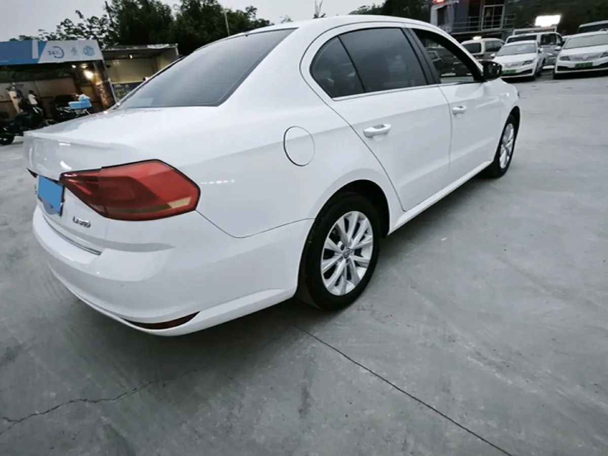 2018 Volkswagen Lavida 1.2T 116HP L4 7DCT,autocango,china used car exporter,china ev exporter,chinese used car exporter,chinese used ev exporter