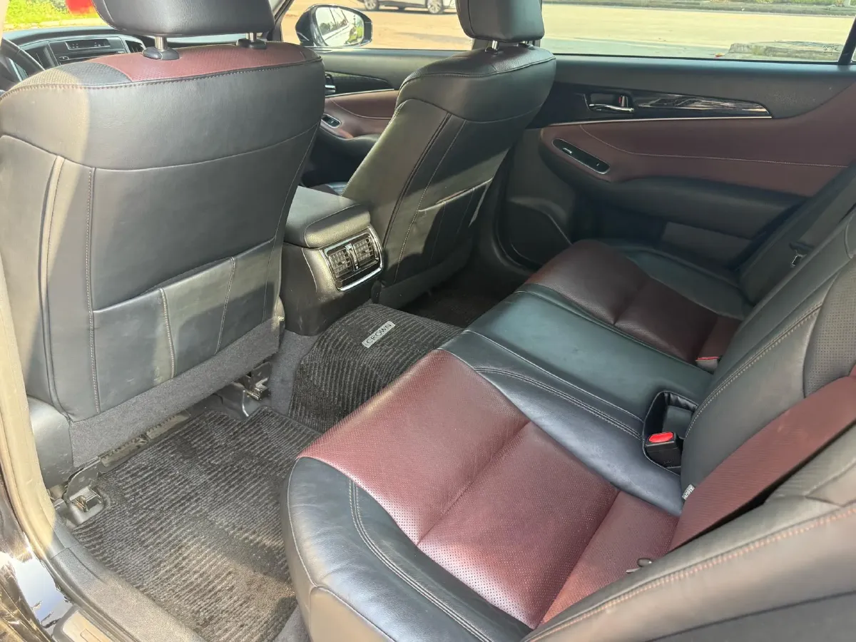 2018 Toyota Highlander 2.0T 220HP L4 6AT,autocango,china used car exporter,china ev exporter,chinese used car exporter,chinese used ev exporter