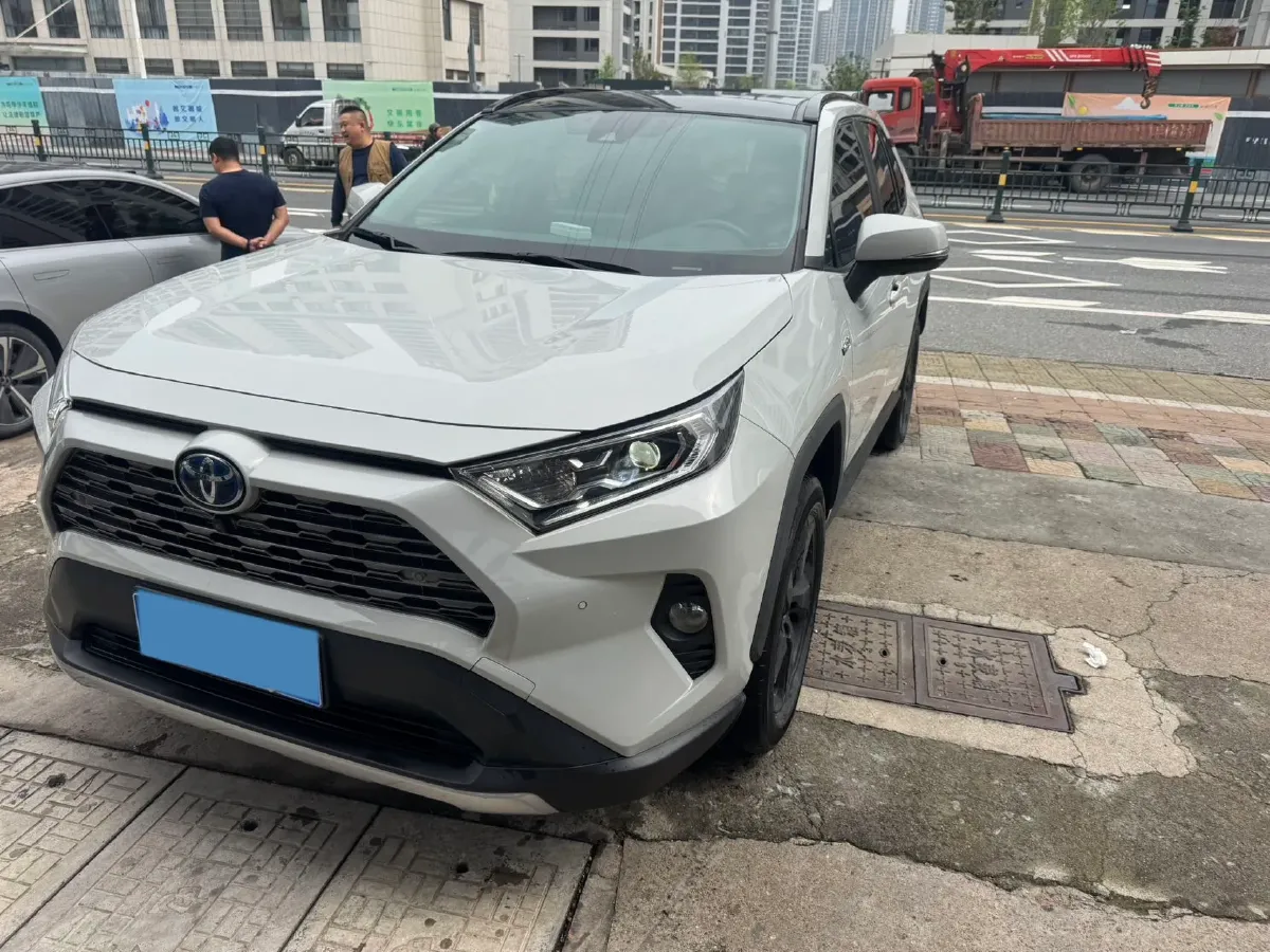 2021 Toyota RAV4 2.5L 178HP L4 E-CVT Hybrid,autocango,china used car exporter,china ev exporter,chinese used car exporter,chinese used ev exporter