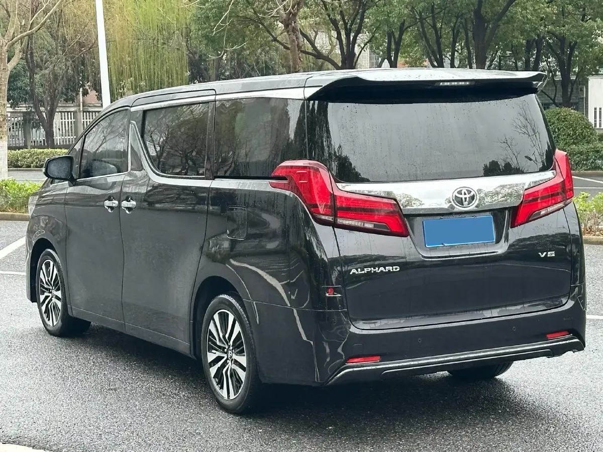 2018 Toyota Alphard 3.5L 301HP V6 8AT,autocango,china used car exporter,china ev exporter,chinese used car exporter,chinese used ev exporter