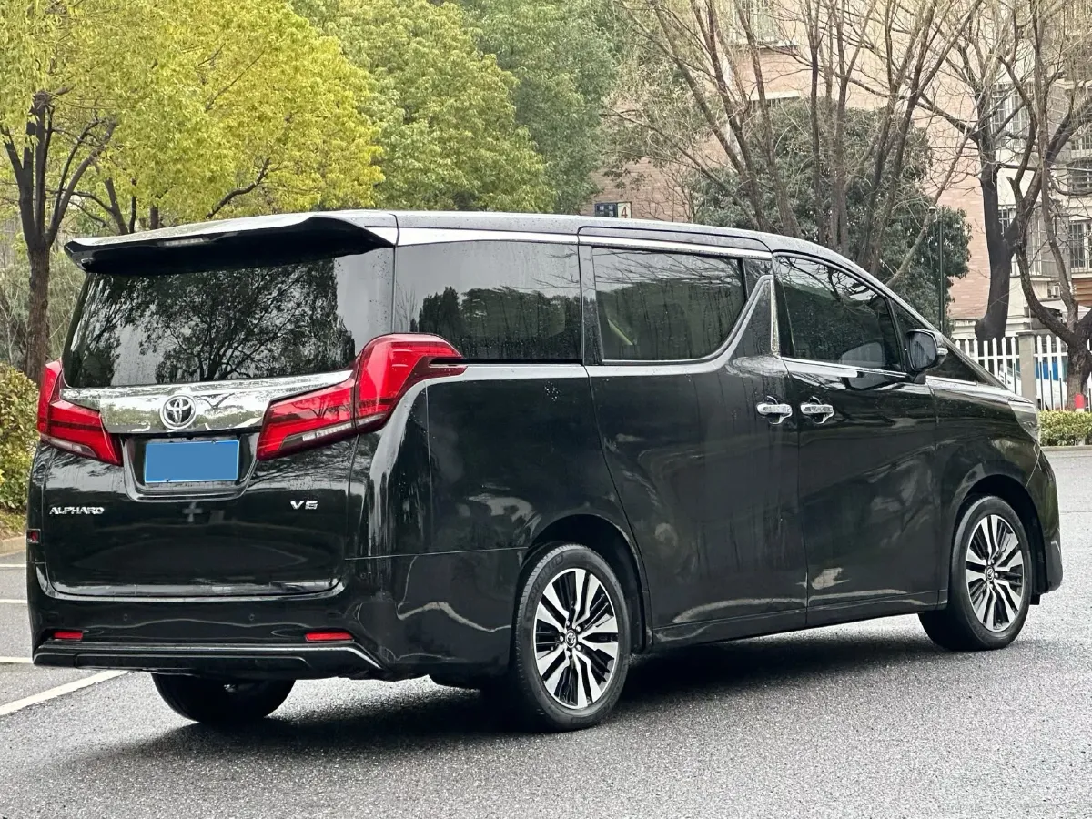 2018 Toyota Alphard 3.5L 301HP V6 8AT,autocango,china used car exporter,china ev exporter,chinese used car exporter,chinese used ev exporter