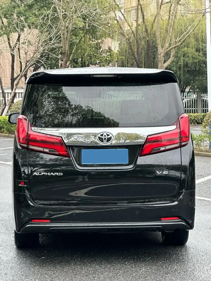 2018 Toyota Alphard 3.5L 301HP V6 8AT,autocango,china used car exporter,china ev exporter,chinese used car exporter,chinese used ev exporter