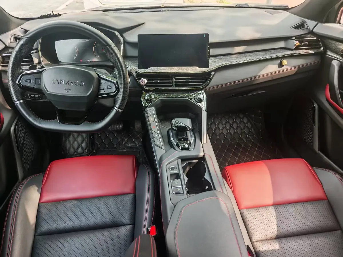 2020 LYNK&CO 06 1.5T 177HP L3 7DCT,autocango,china used car exporter,china ev exporter,chinese used car exporter,chinese used ev exporter