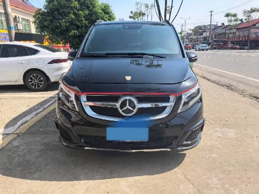 2018 Mercedes-Benz V Class 2.0T 211HP L4 7AT,autocango,china used car exporter,china ev exporter,chinese used car exporter,chinese used ev exporter