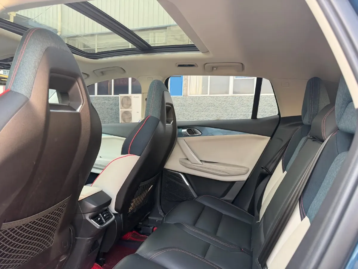 2020 LYNK&CO 06 1.5T 177HP L3 7DCT,autocango,china used car exporter,china ev exporter,chinese used car exporter,chinese used ev exporter