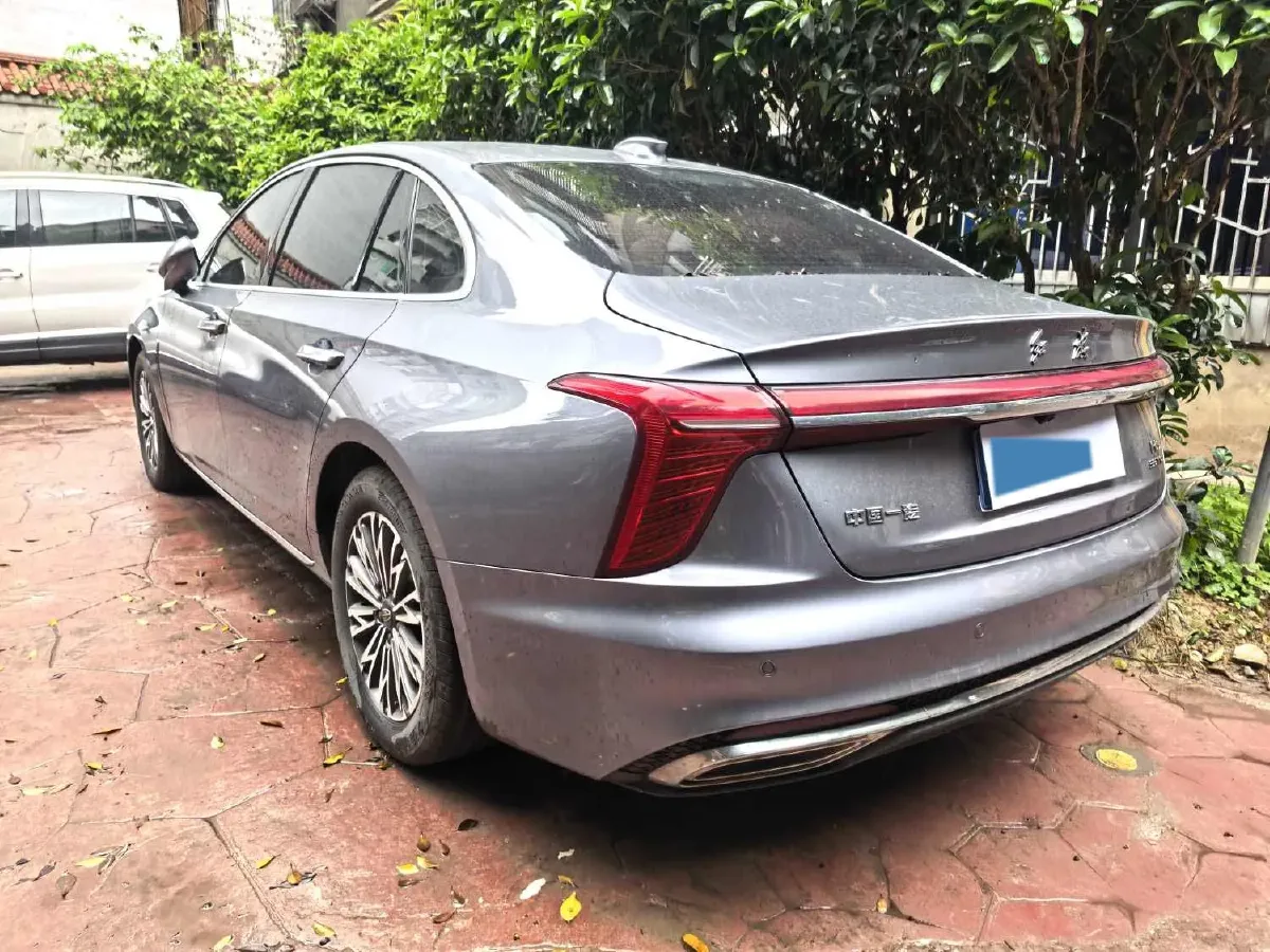 2024 HongQi H5 1.5T 169HP L4 7DCT,autocango,china used car exporter,china ev exporter,chinese used car exporter,chinese used ev exporter