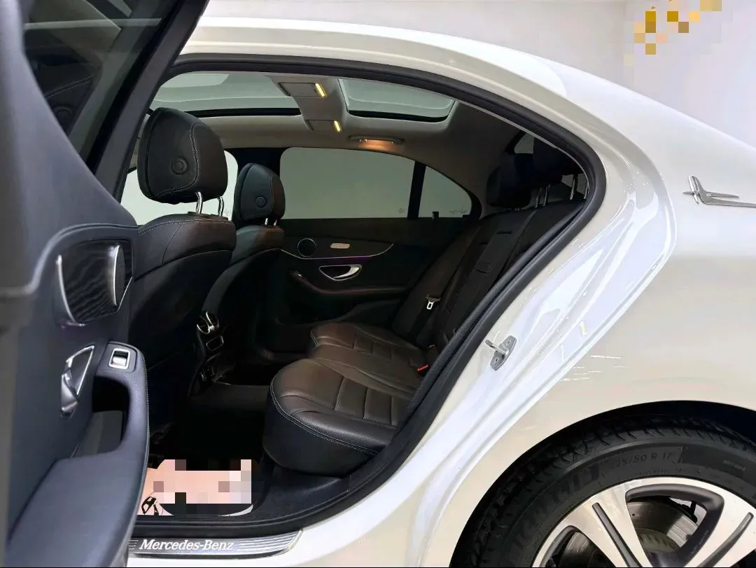 2021 Mercedes-Benz C Class 1.5T 184HP L4 9AT,autocango,china used car exporter,china ev exporter,chinese used car exporter,chinese used ev exporter