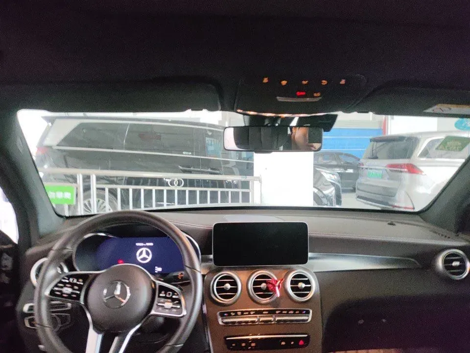 2020 Mercedes-Benz GLC Class 2.0T 197HP L4 9AT,autocango,china used car exporter,china ev exporter,chinese used car exporter,chinese used ev exporter