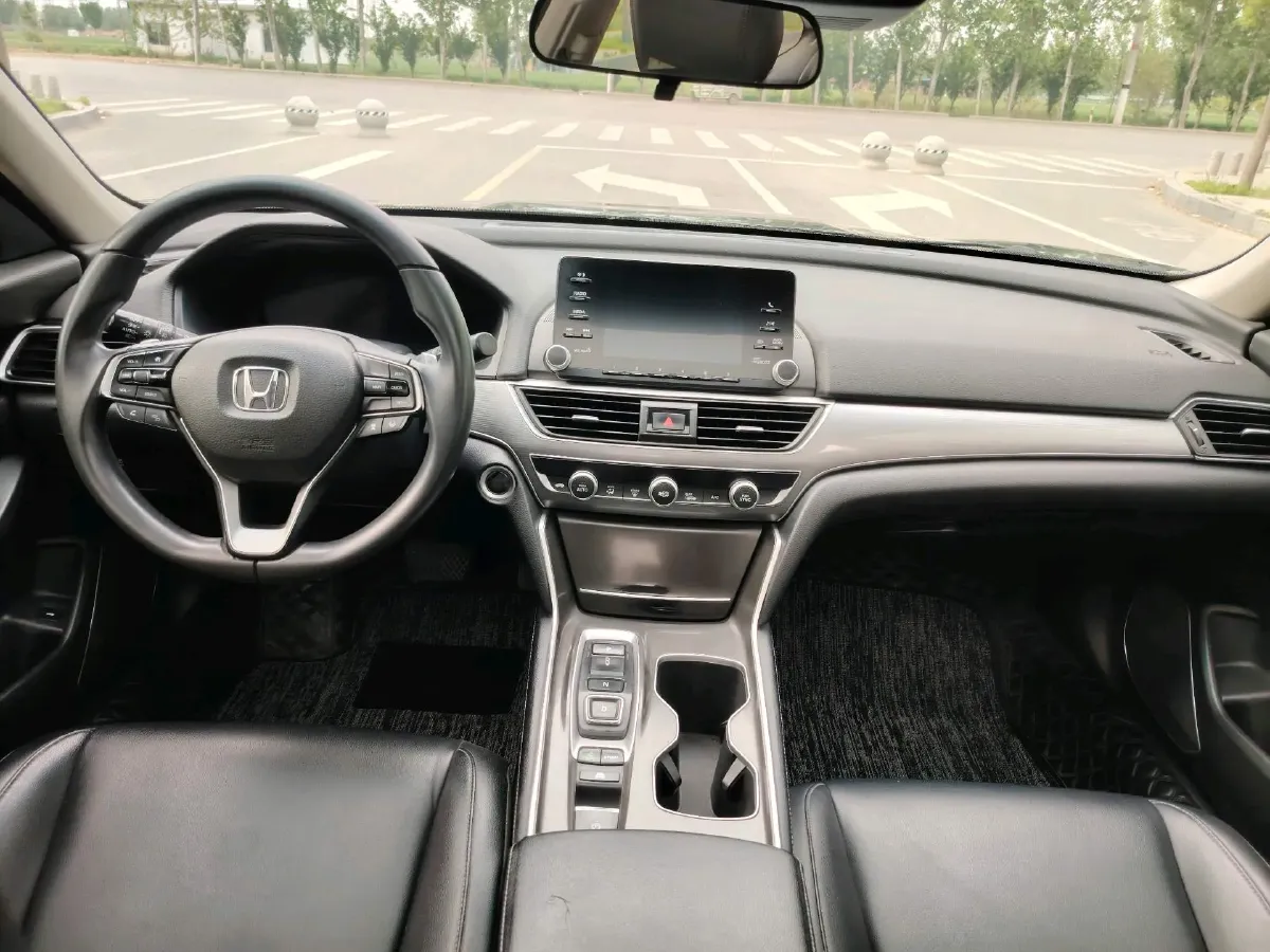 2018 Honda Accord 2.0L 146HP L4 E-CVT Hybrid,autocango,china used car exporter,china ev exporter,chinese used car exporter,chinese used ev exporter