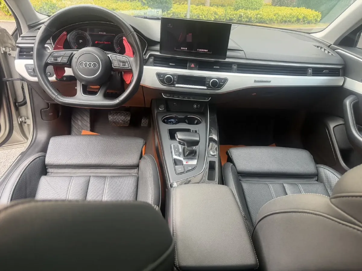 2020 Audi A4L 2.0T 190HP L4 7DCT,autocango,china used car exporter,china ev exporter,chinese used car exporter,chinese used ev exporter