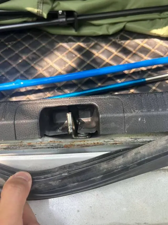 2021 Toyota Camry 2.0L 178HP L4 CVT,autocango,china used car exporter,china ev exporter,chinese used car exporter,chinese used ev exporter