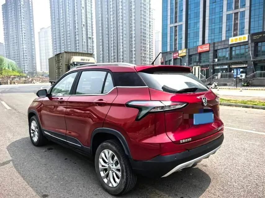 2019 BaoJun 730 1.5L 105HP L4 6MT,autocango,china used car exporter,china ev exporter,chinese used car exporter,chinese used ev exporter