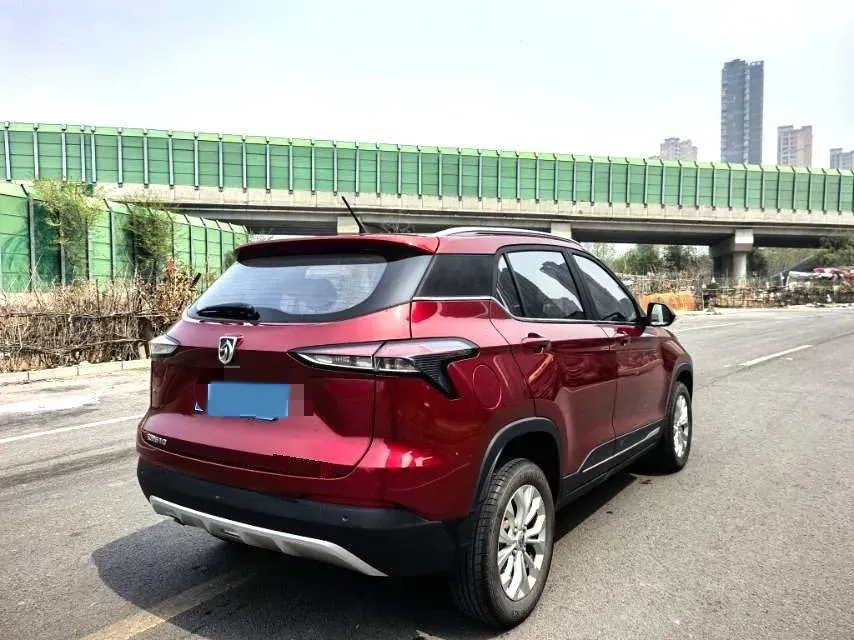 2019 BaoJun 730 1.5L 105HP L4 6MT,autocango,china used car exporter,china ev exporter,chinese used car exporter,chinese used ev exporter