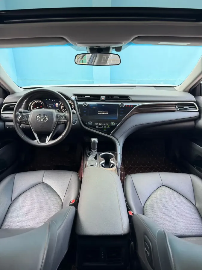 2019 Toyota Camry 2.0L 178HP L4 CVT,autocango,china used car exporter,china ev exporter,chinese used car exporter,chinese used ev exporter