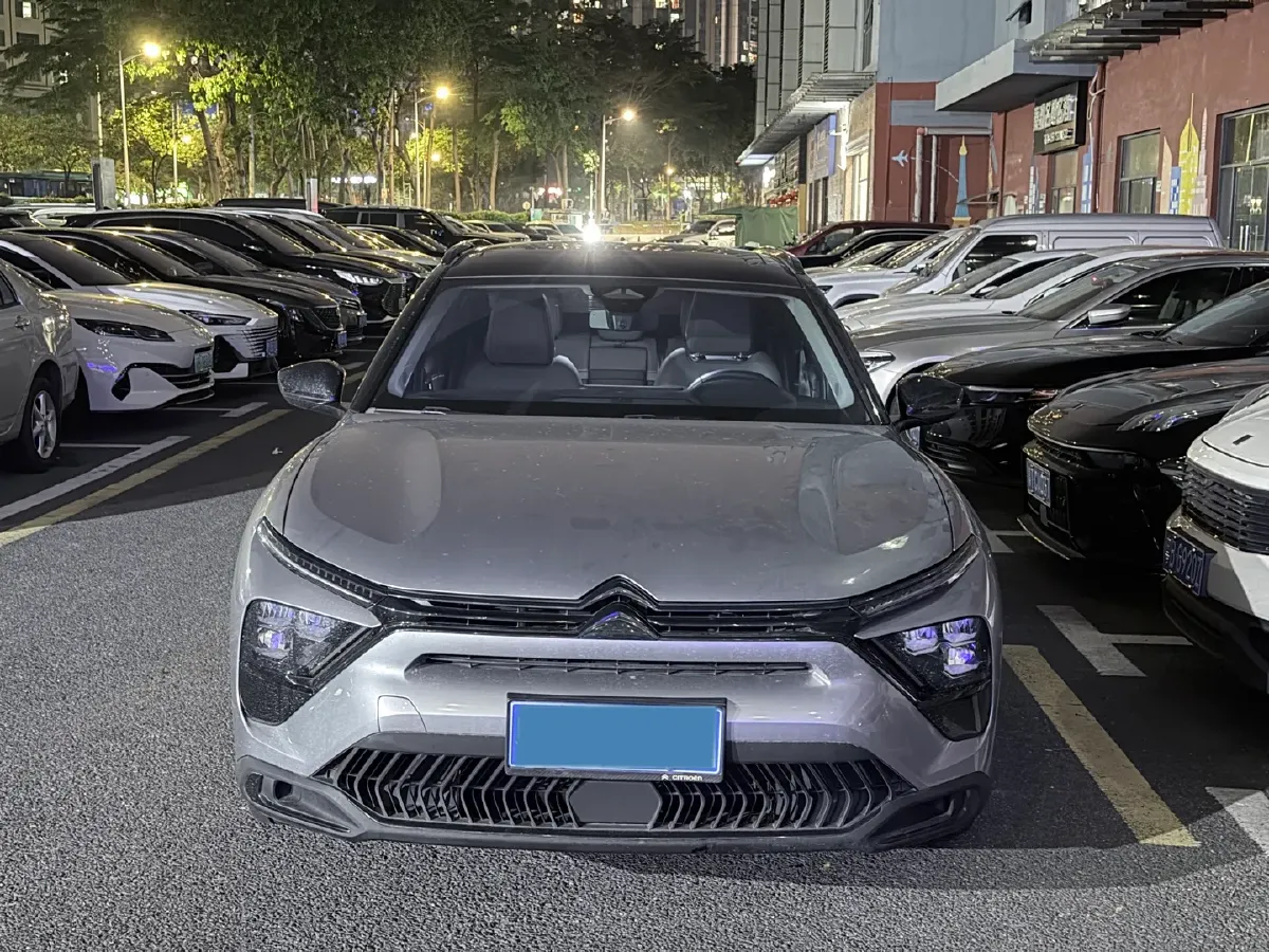 2022 Citroen C5 X 1.6T 175HP L4 8AT,autocango,china used car exporter,china ev exporter,chinese used car exporter,chinese used ev exporter