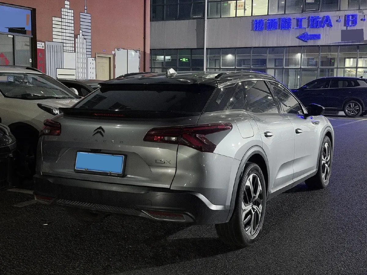 2022 Citroen C5 X 1.6T 175HP L4 8AT,autocango,china used car exporter,china ev exporter,chinese used car exporter,chinese used ev exporter