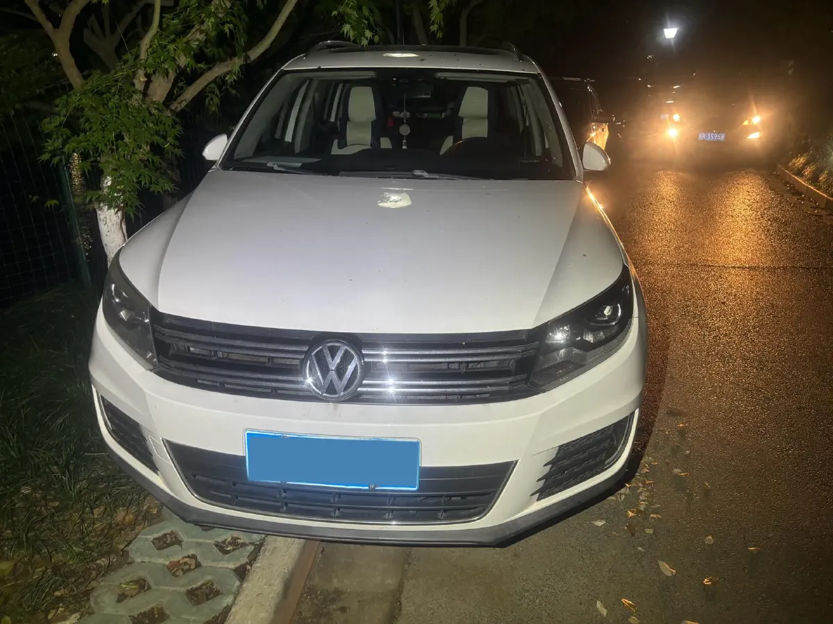 2021 BMW 5 Series 2.0T 184HP L4 8AT,autocango,china used car exporter,china ev exporter,chinese used car exporter,chinese used ev exporter