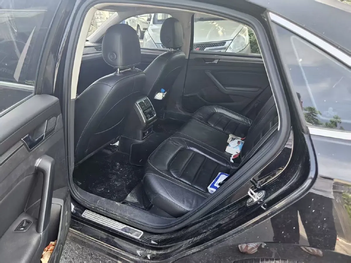 2017 Volkswagen Passat 1.8T 180HP L4 7DCT,autocango,china used car exporter,china ev exporter,chinese used car exporter,chinese used ev exporter