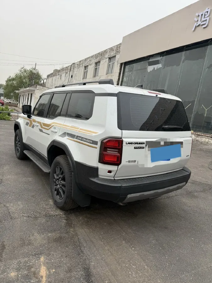 2024 Toyota Land Cruiser Prado 2.4T 282HP L4 8AT Hybrid,autocango,china used car exporter,china ev exporter,chinese used car exporter,chinese used ev exporter