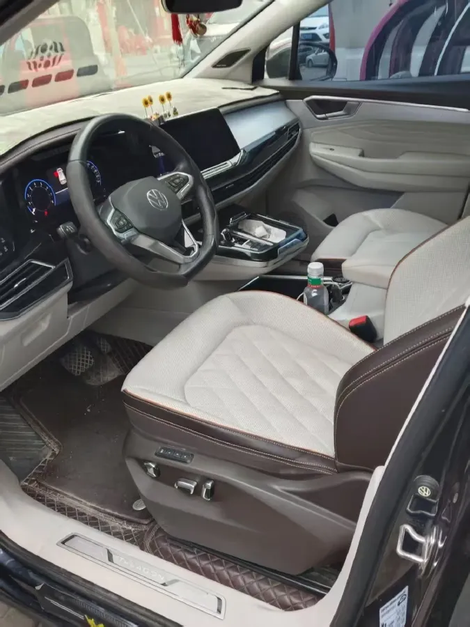 2021 Volkswagen Talagon 2.0T 220HP L4 7DCT,autocango,china used car exporter,china ev exporter,chinese used car exporter,chinese used ev exporter