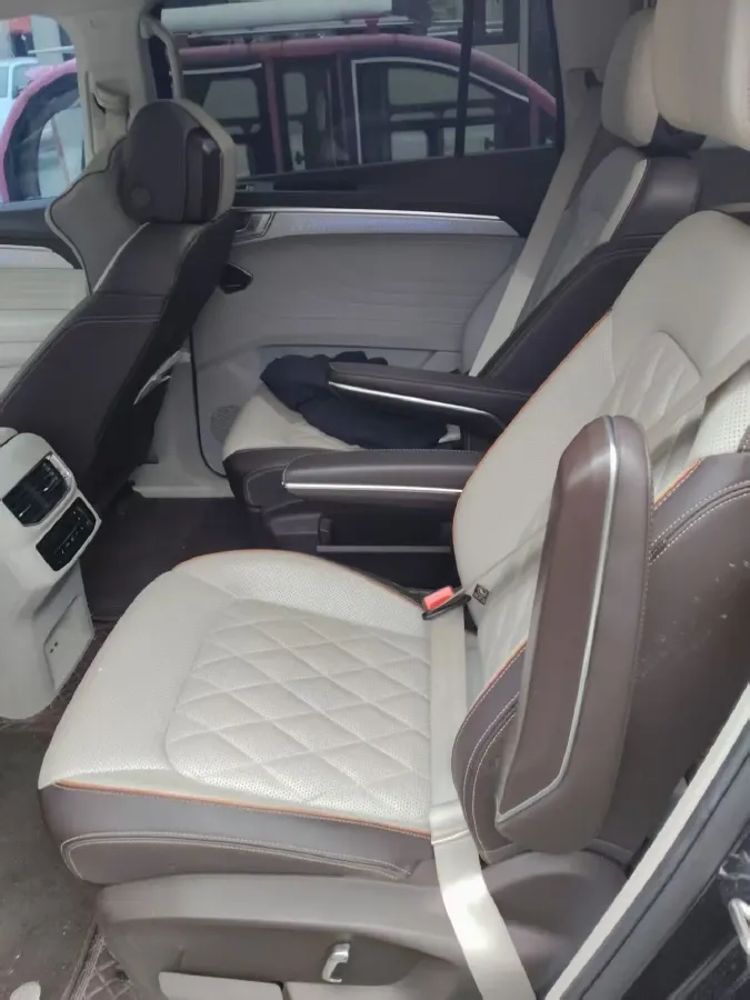 2021 Volkswagen Talagon 2.0T 220HP L4 7DCT,autocango,china used car exporter,china ev exporter,chinese used car exporter,chinese used ev exporter