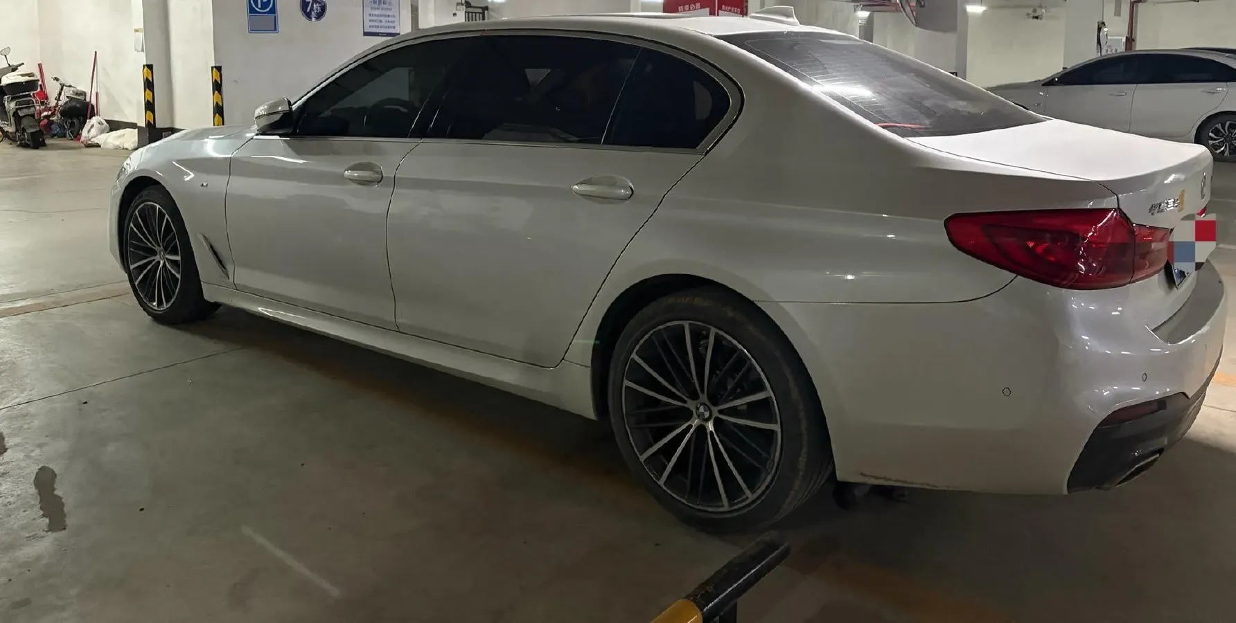 2020 BMW 5 Series 2.0T 252HP L4 8AT,autocango,china used car exporter,china ev exporter,chinese used car exporter,chinese used ev exporter