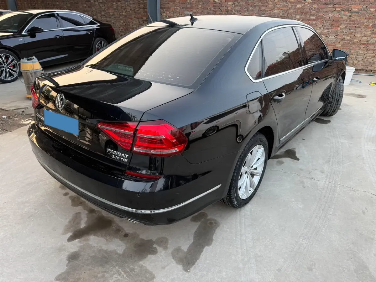 2017 Volkswagen Passat 1.8T 180HP L4 7DCT,autocango,china used car exporter,china ev exporter,chinese used car exporter,chinese used ev exporter