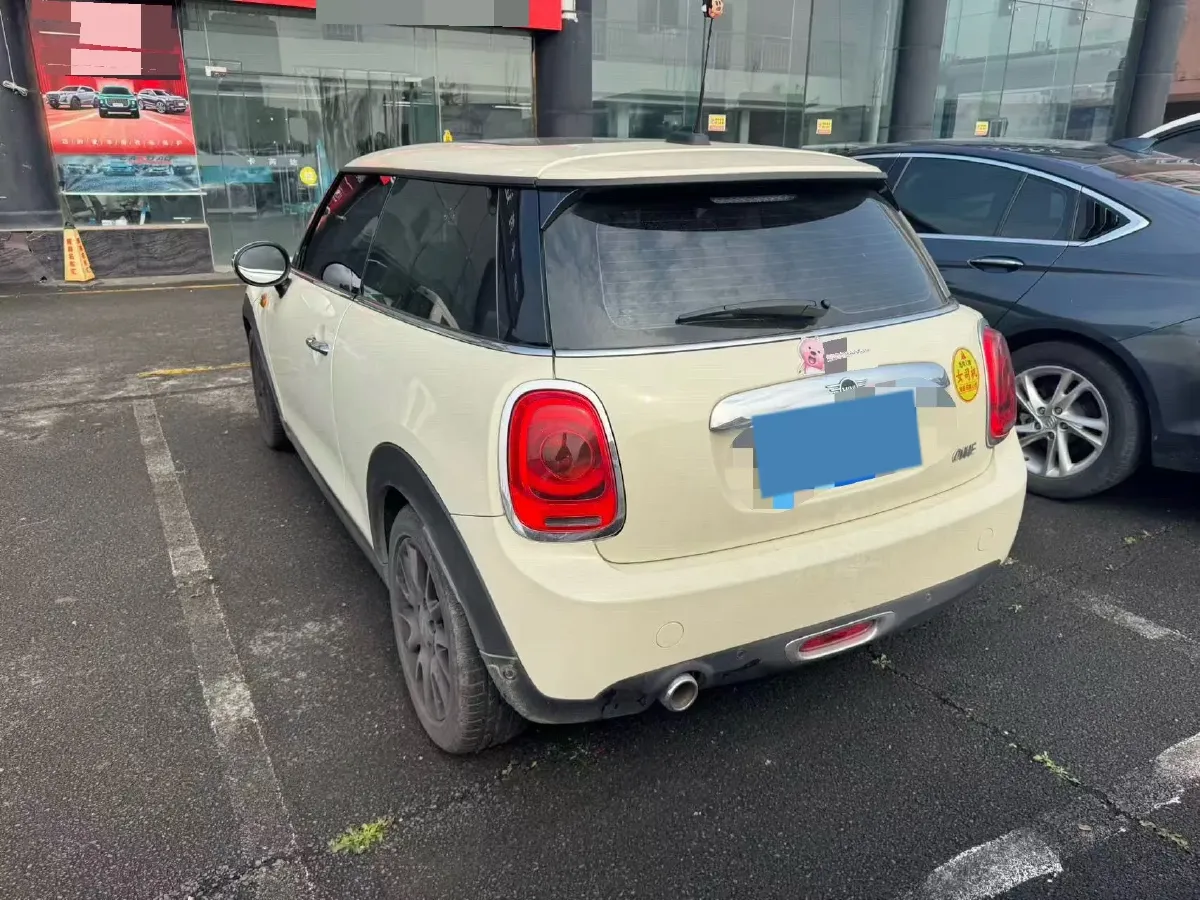 2019 MINI MINI 1.5T 102HP L3 7DCT,autocango,china used car exporter,china ev exporter,chinese used car exporter,chinese used ev exporter
