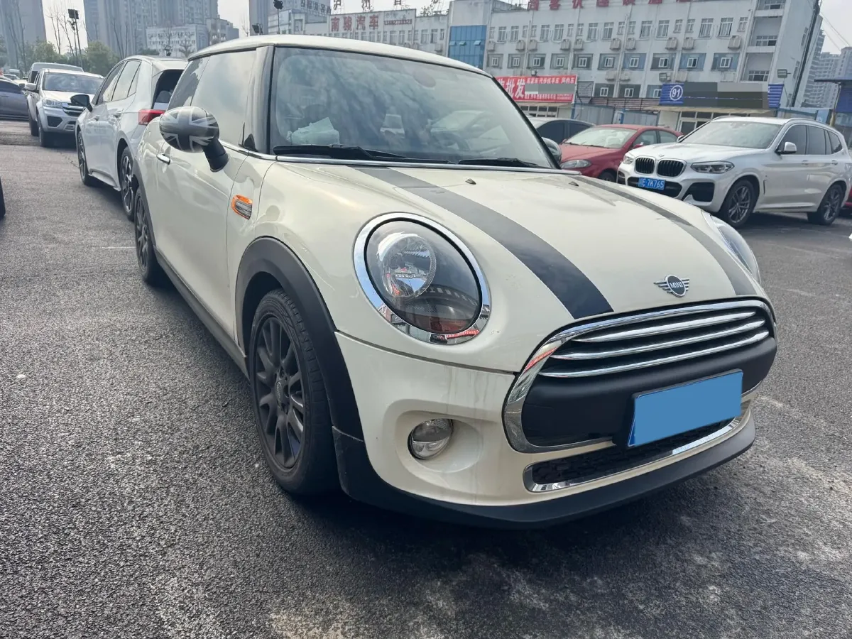 2019 MINI MINI 1.5T 102HP L3 7DCT,autocango,china used car exporter,china ev exporter,chinese used car exporter,chinese used ev exporter
