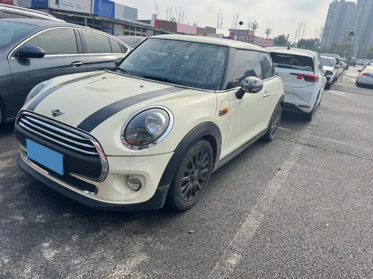 2019 MINI MINI 1.5T 102HP L3 7DCT,autocango,china used car exporter,china ev exporter,chinese used car exporter,chinese used ev exporter