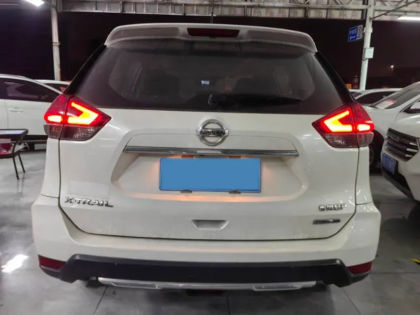2021 Nissan X-Trail 2.0L 151HP L4 CVT,autocango,china used car exporter,china ev exporter,chinese used car exporter,chinese used ev exporter