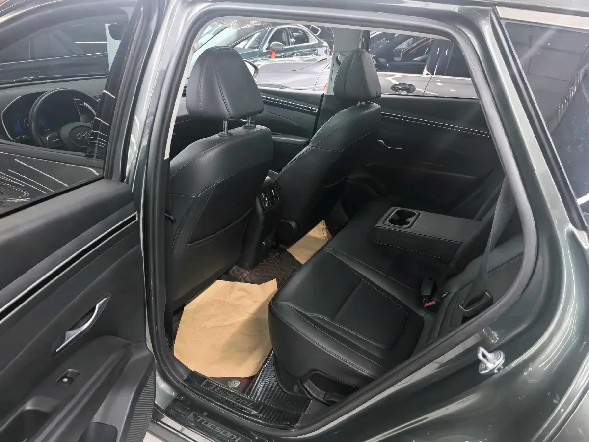 2023 Hyundai Tucson 1.5T 200HP L4 8AT,autocango,china used car exporter,china ev exporter,chinese used car exporter,chinese used ev exporter