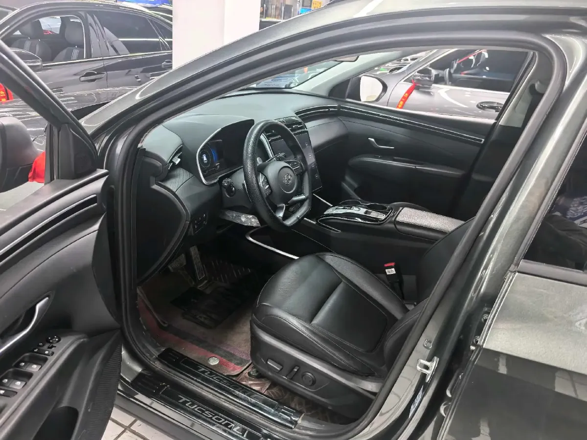 2023 Hyundai Tucson 1.5T 200HP L4 8AT,autocango,china used car exporter,china ev exporter,chinese used car exporter,chinese used ev exporter