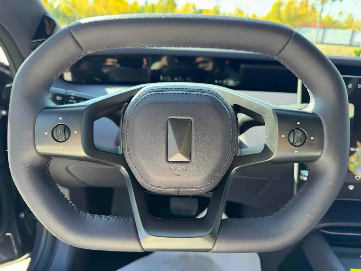 2025 Avatr 06 REEV 156HP REEV,autocango,china used car exporter,china ev exporter,chinese used car exporter,chinese used ev exporter