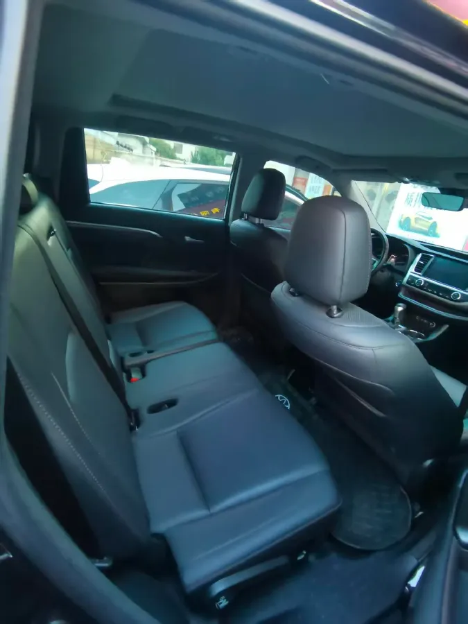 2018 Toyota Highlander 2.0T 220HP L4 6AT,autocango,china used car exporter,china ev exporter,chinese used car exporter,chinese used ev exporter