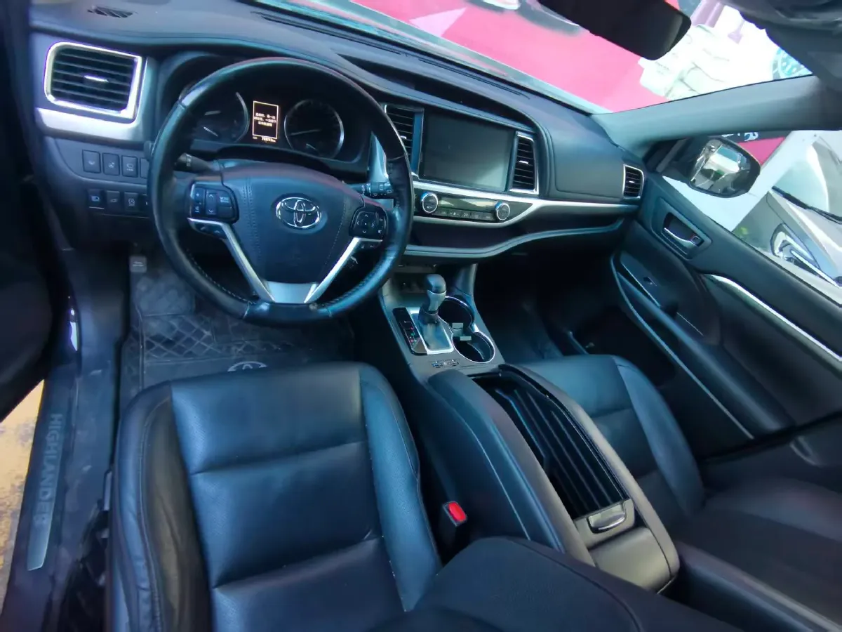 2018 Toyota Highlander 2.0T 220HP L4 6AT,autocango,china used car exporter,china ev exporter,chinese used car exporter,chinese used ev exporter