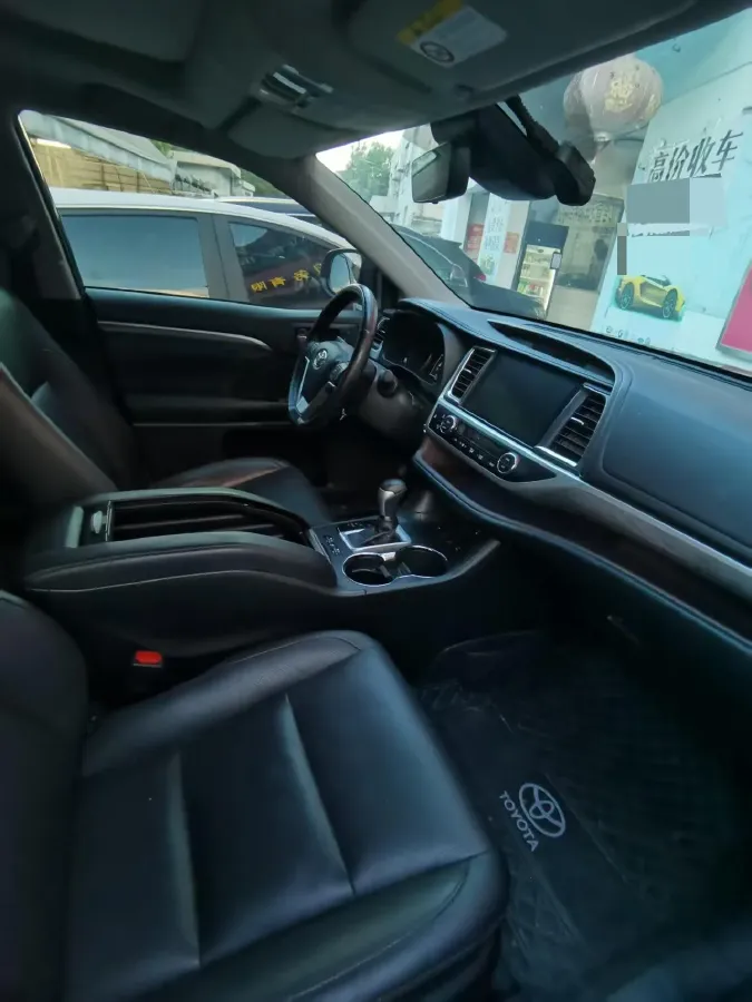 2018 Toyota Highlander 2.0T 220HP L4 6AT,autocango,china used car exporter,china ev exporter,chinese used car exporter,chinese used ev exporter