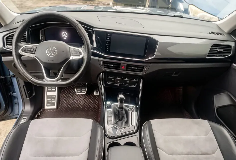 2020 Volkswagen Tayron X 2.0T 186HP L4 7DCT,autocango,china used car exporter,china ev exporter,chinese used car exporter,chinese used ev exporter