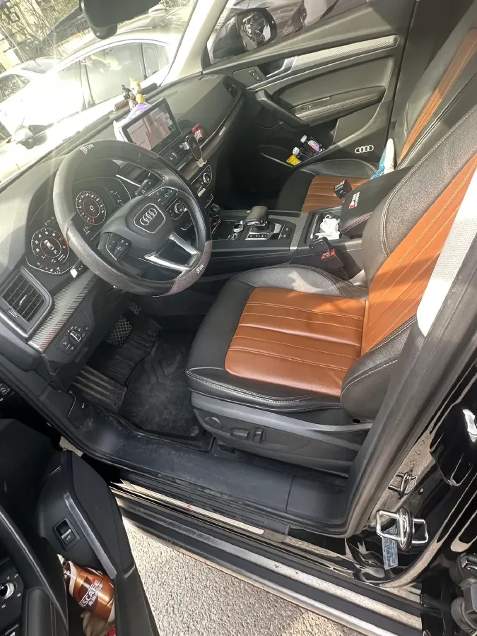 2020 Audi Q5L 2.0T 252HP L4 7DCT,autocango,china used car exporter,china ev exporter,chinese used car exporter,chinese used ev exporter