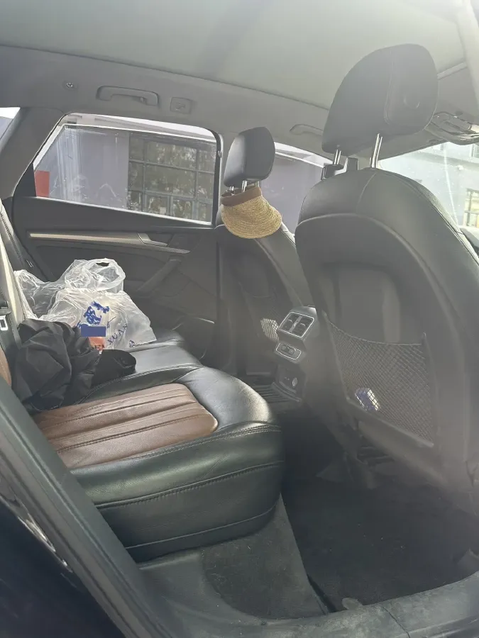 2020 Audi Q5L 2.0T 252HP L4 7DCT,autocango,china used car exporter,china ev exporter,chinese used car exporter,chinese used ev exporter