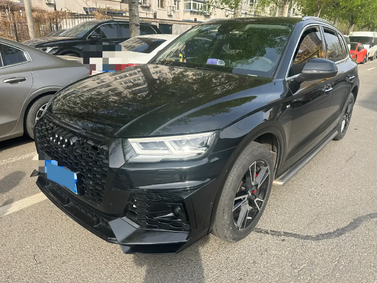 2020 Audi Q5L 2.0T 252HP L4 7DCT,autocango,china used car exporter,china ev exporter,chinese used car exporter,chinese used ev exporter
