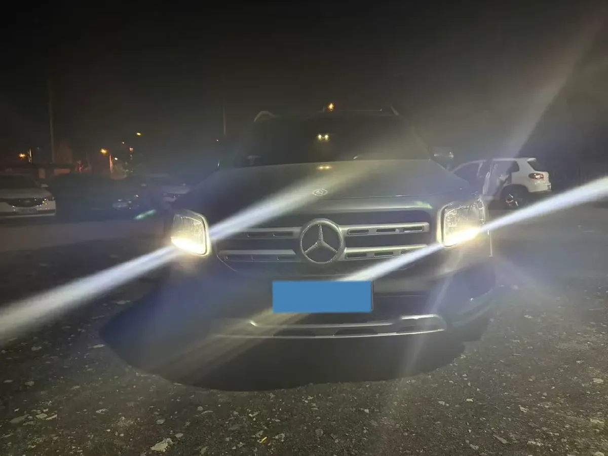 2020 Mercedes-Benz GLB Class 1.3T 136HP L4 7DCT,autocango,china used car exporter,china ev exporter,chinese used car exporter,chinese used ev exporter