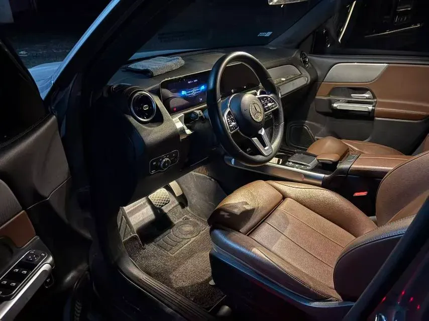 2020 Mercedes-Benz GLB Class 1.3T 136HP L4 7DCT,autocango,china used car exporter,china ev exporter,chinese used car exporter,chinese used ev exporter