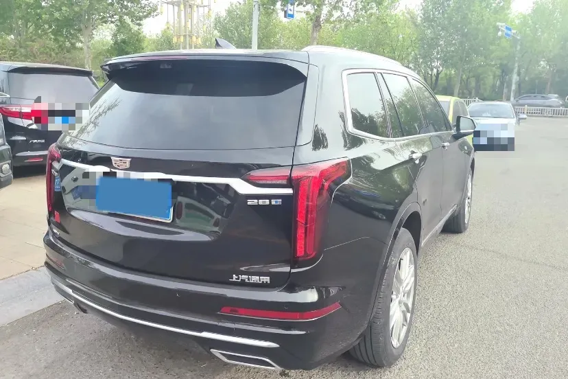 2022 Cadillac XT6 2.0T 237HP L4 9AT,autocango,china used car exporter,china ev exporter,chinese used car exporter,chinese used ev exporter