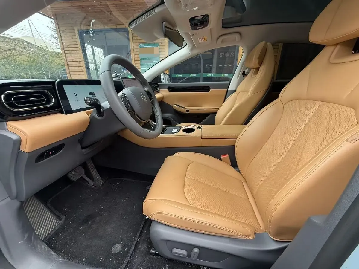 2024 Leapmotor C01 BEV 62.8KWH,autocango,china used car exporter,china ev exporter,chinese used car exporter,chinese used ev exporter