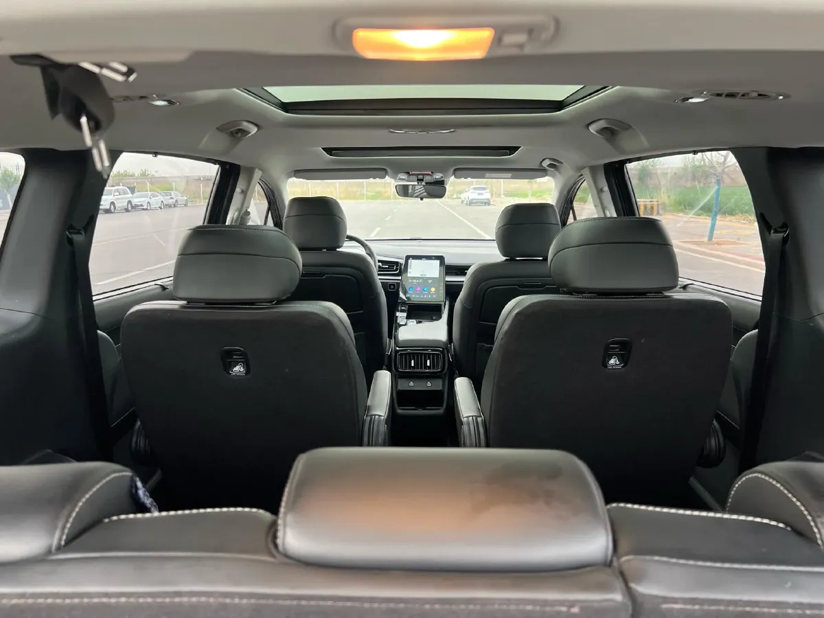 2021 Hyundai Custo 1.5T 170HP L4 8AT,autocango,china used car exporter,china ev exporter,chinese used car exporter,chinese used ev exporter