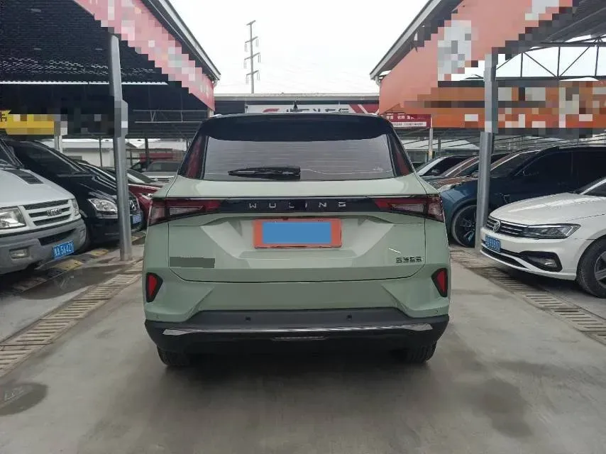 2021 WuLing XingChen 1.5T 147HP L4 CVT,autocango,china used car exporter,china ev exporter,chinese used car exporter,chinese used ev exporter