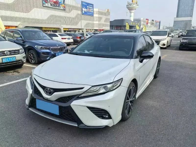 2019 Toyota Camry 2.5L 209HP L4 8AT,autocango,china used car exporter,china ev exporter,chinese used car exporter,chinese used ev exporter