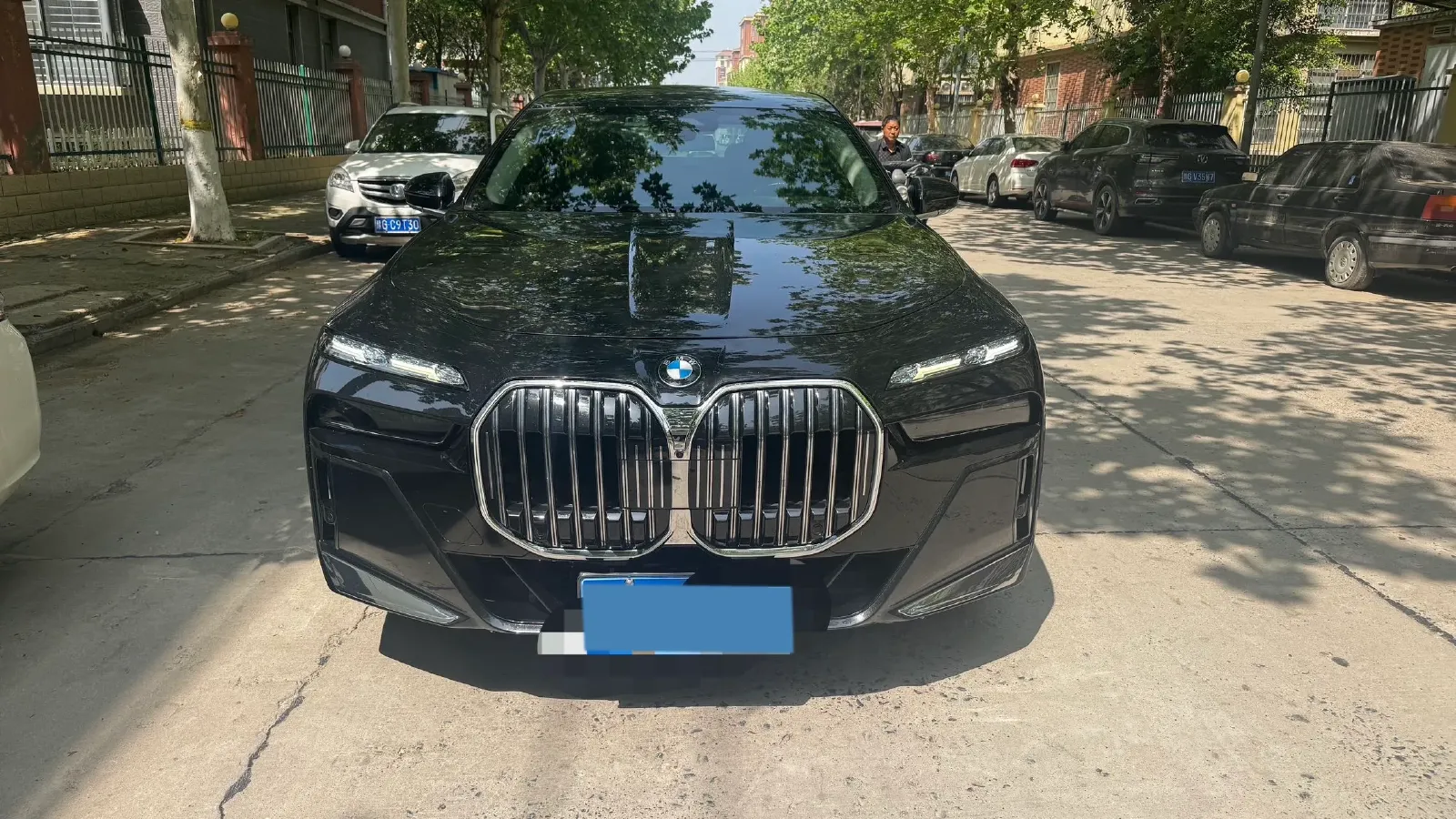 2023 BMW 7 Series 3.0T 381HP L6 8AT,autocango,china used car exporter,china ev exporter,chinese used car exporter,chinese used ev exporter
